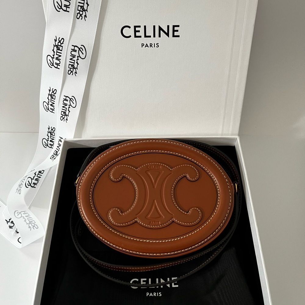 Celine CROSSBODY OVAL PURSE CUIR TRIOMPHE IN SMOOTH CALFSKIN